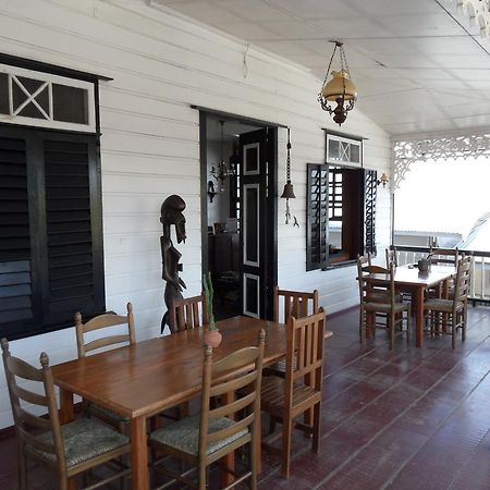 Guesthouse Un Pied-A-Terre Paramaribo Buitenkant foto