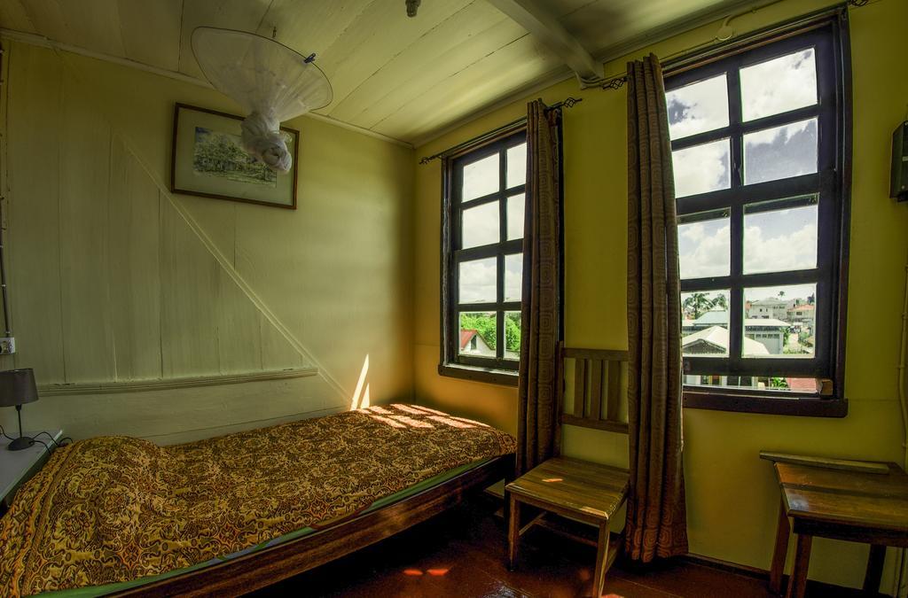 Guesthouse Un Pied-A-Terre Paramaribo Buitenkant foto