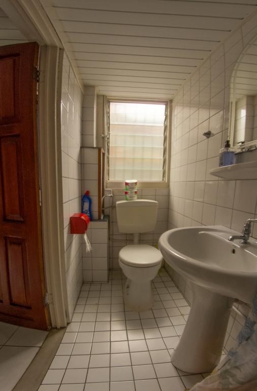 Guesthouse Un Pied-A-Terre Paramaribo Buitenkant foto