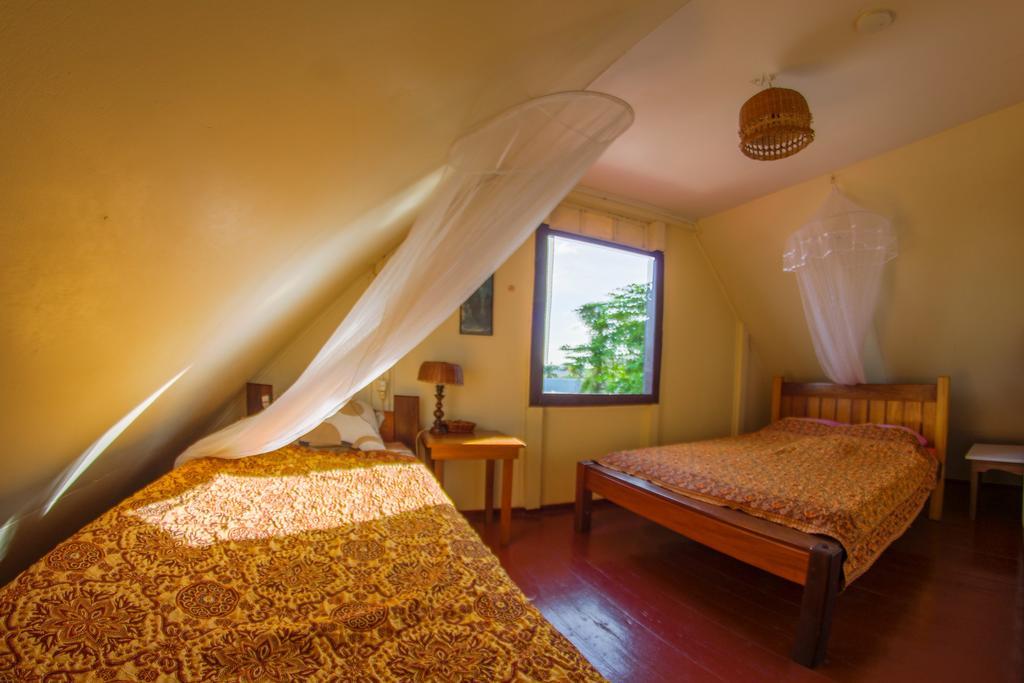 Guesthouse Un Pied-A-Terre Paramaribo Buitenkant foto