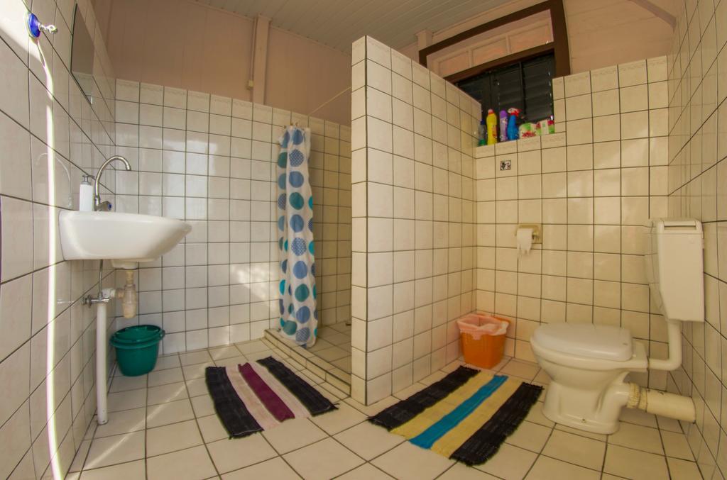 Guesthouse Un Pied-A-Terre Paramaribo Buitenkant foto